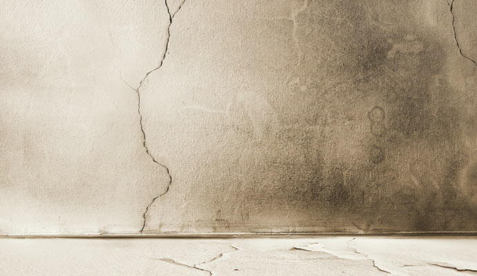 basement wall crack
