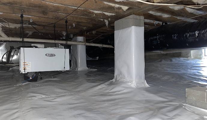 Clean and Dry Crawlspace Showing Benefits of Encapsulation Like Moisture Control and Pest Prevention