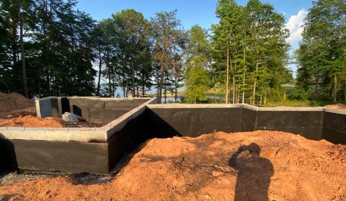 Foundation wall