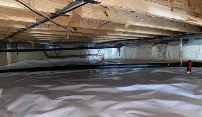 Insulated crawl-space